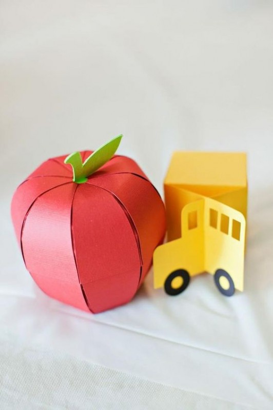3D Origami Apple