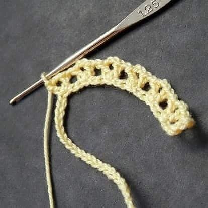 How to Crochet Rolled Up Rose