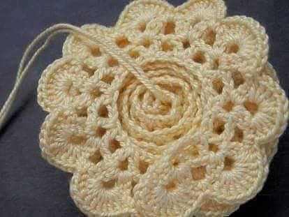 How to Crochet Rolled Up Rose