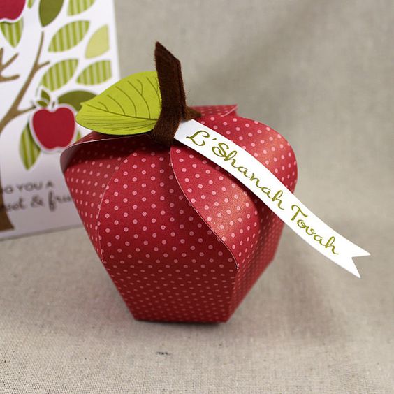 3D Origami Apple