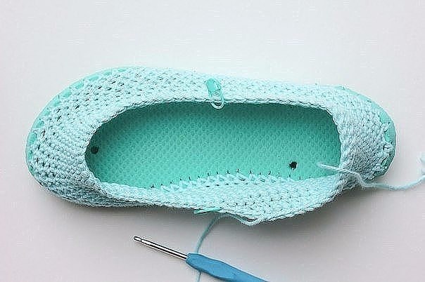 How to Crochet Boots with Flip Flops