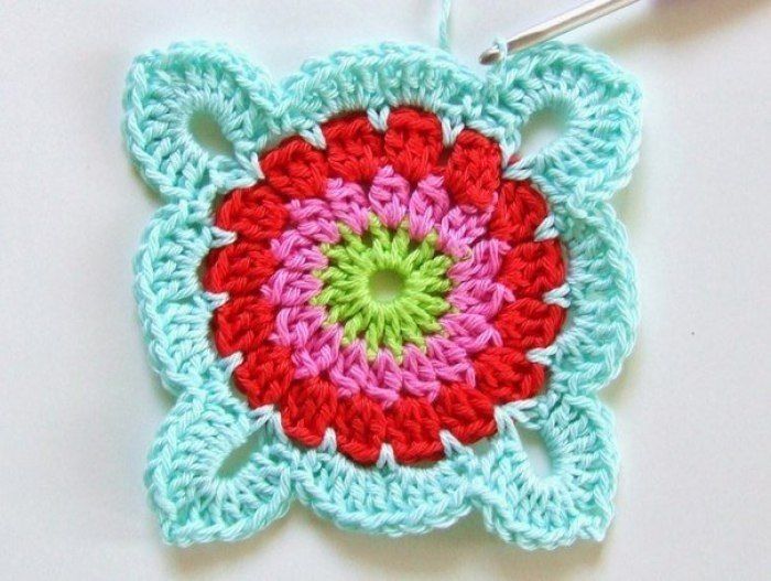 Crochet Flower Granny Square Blanket