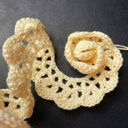 How to Crochet Rolled Up Rose