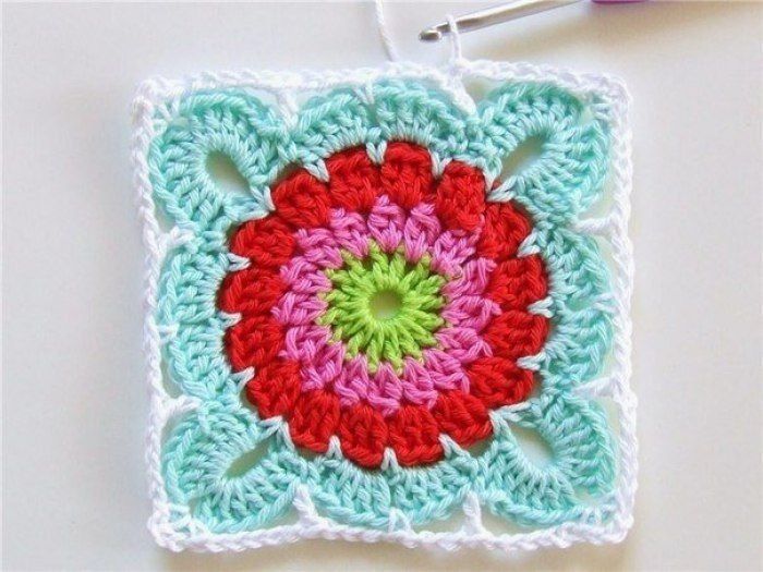 Crochet Flower Granny Square Blanket