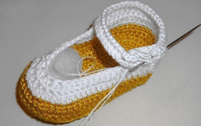 Crocheted Baby Sandals