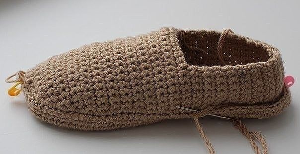 Crochet Slippers With Soles