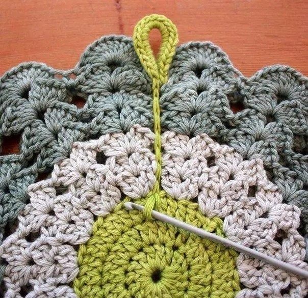 How to Crochet A Flower Pot Cozy