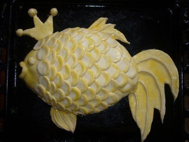 Fish shaped cake