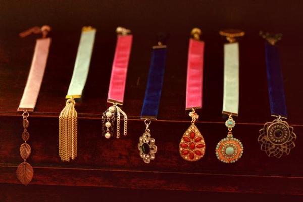 Vintage Costume Jewelry