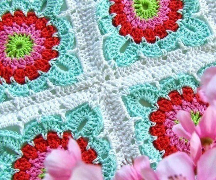 Crochet Flower Granny Square Blanket