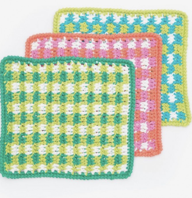 Create Beautiful Gingham Dishcloths: A Perfect Spring Gift for Loved Ones