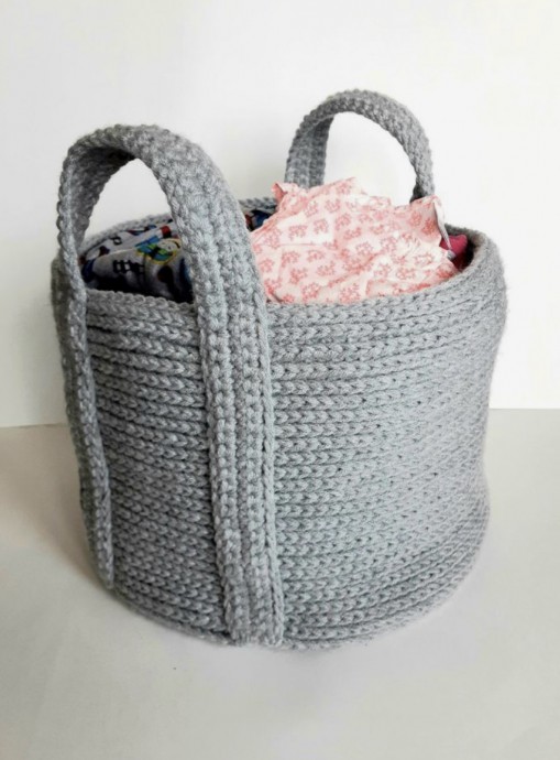 DIY a Large Crochet Basket