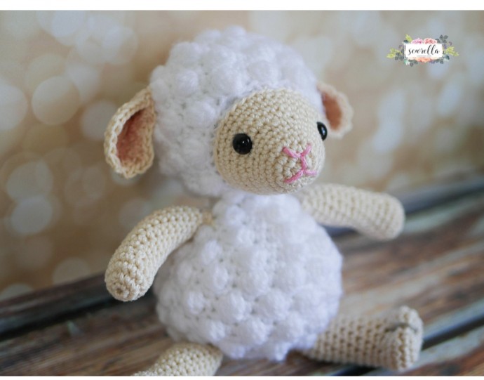 Little Crochet Lamb