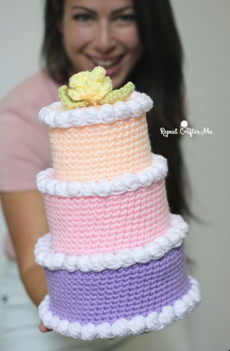 Crochet a Birthday Cake