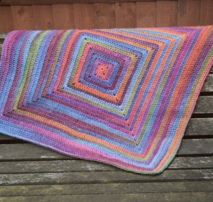 Make a Continuous Crochet Baby Blanket