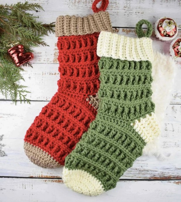 Create Your Own Irresistible Crochet Christmas Stocking – A Festive DIY Guide Create Your Own Irresistible Crochet Christmas Stocking – A Festive DIY Guide