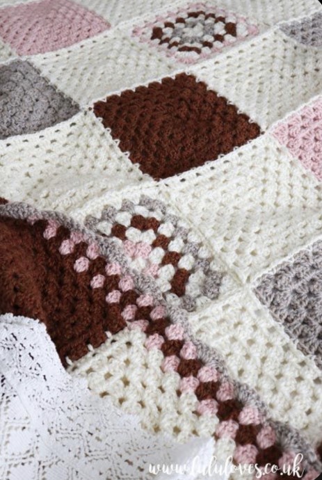 Easy and Cozy Farmhouse Chunky Blanket Crochet Pattern Tutorial Easy and Cozy Farmhouse Chunky Blanket Crochet Pattern Tutorial