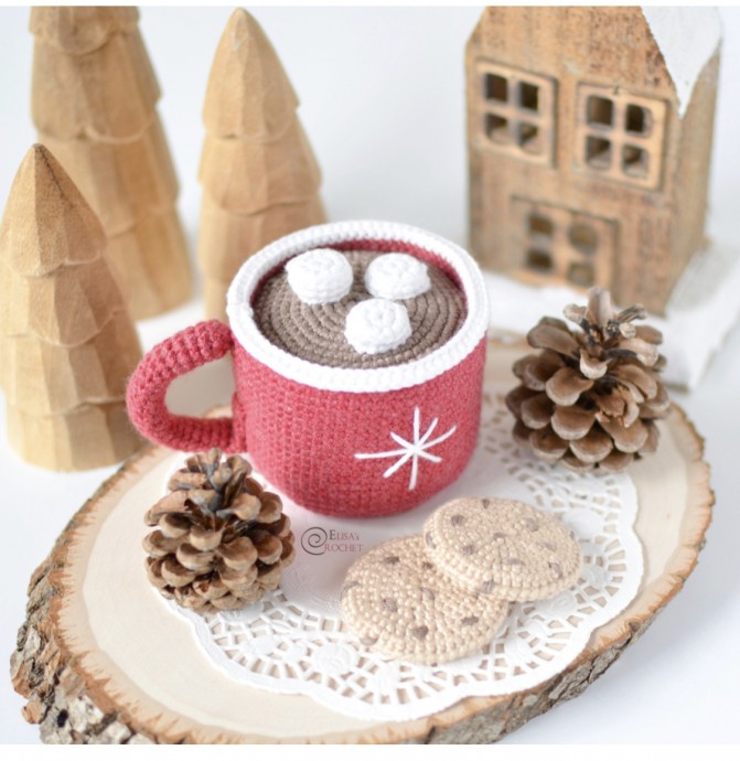 Create the Perfect Crochet Hot Chocolate Mug and Cookies Set for Christmas Fun Create the Perfect Crochet Hot Chocolate Mug and Cookies Set for Christmas Fun