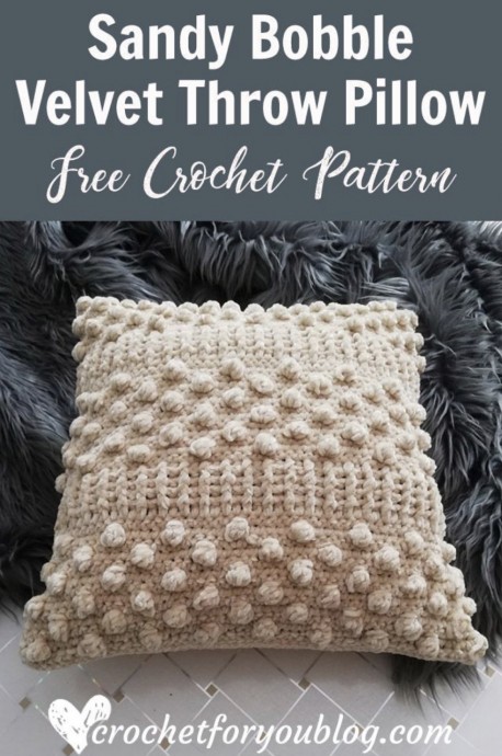 DIY Sandy Bobble Crochet Velvet Throw Pillow