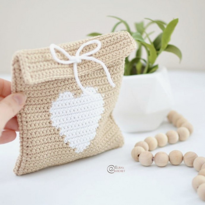 Make a Valentine Treat Bag