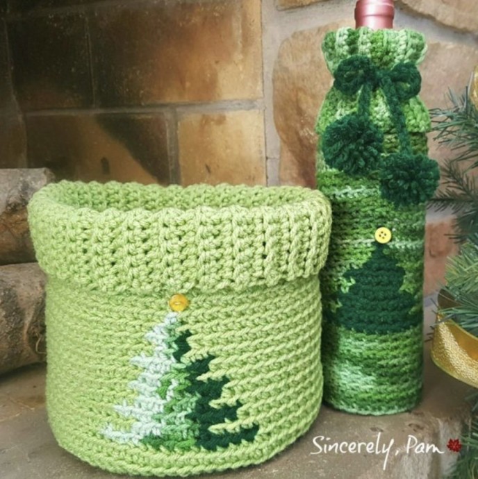 Create a Beautiful Christmas Tree Decorated Basket: Easy Crochet Pattern and Guide Create a Beautiful Christmas Tree Decorated Basket: Easy Crochet Pattern and Guide