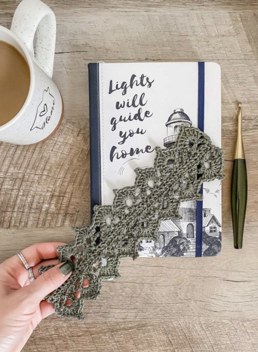 Create Beautiful and Simple Bookmarks for Book Lovers – A Beginner's Guide Create Beautiful and Simple Bookmarks for Book Lovers – A Beginner's Guide