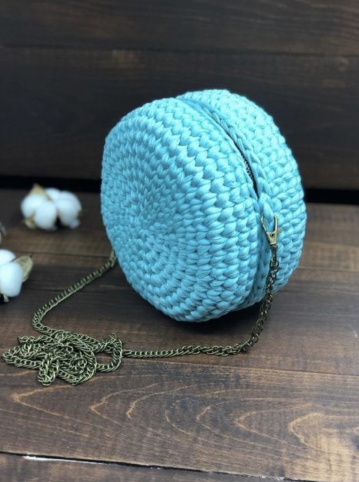 DIY The Crochet Circle Purse