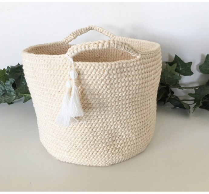 Easy Crochet Basket