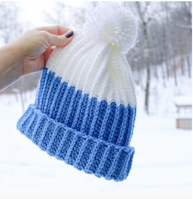 DIY Modern PomPom Hat