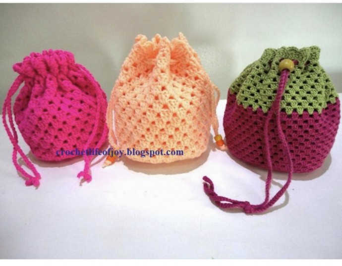 Beautiful Granny Square Drawstring Wrist Purse