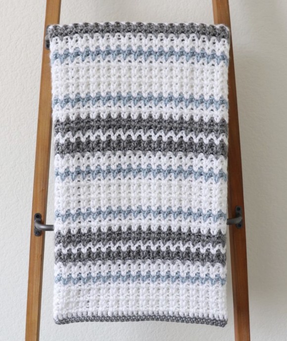 Lovely Blue and Gray V-Stitch Blanket