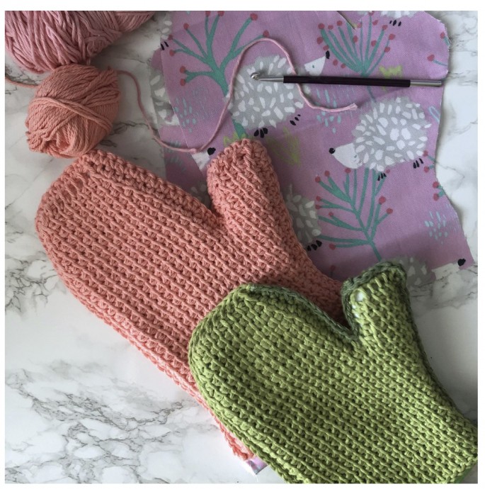 Crochet Oven Mitt