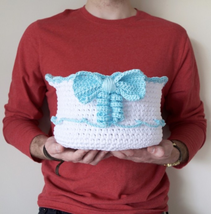 Create Your Own Frosted Basket: A Complete Crochet Tutorial for Beginners and Experts Create Your Own Frosted Basket: A Complete Crochet Tutorial for Beginners and Experts