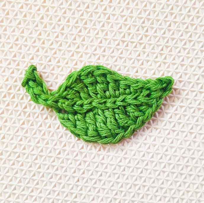 How To Crochet A Leaf Applique Quick and Easy Crochet Pattern