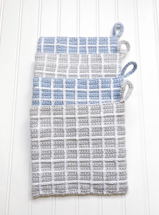 Lovely Plaid Potholders