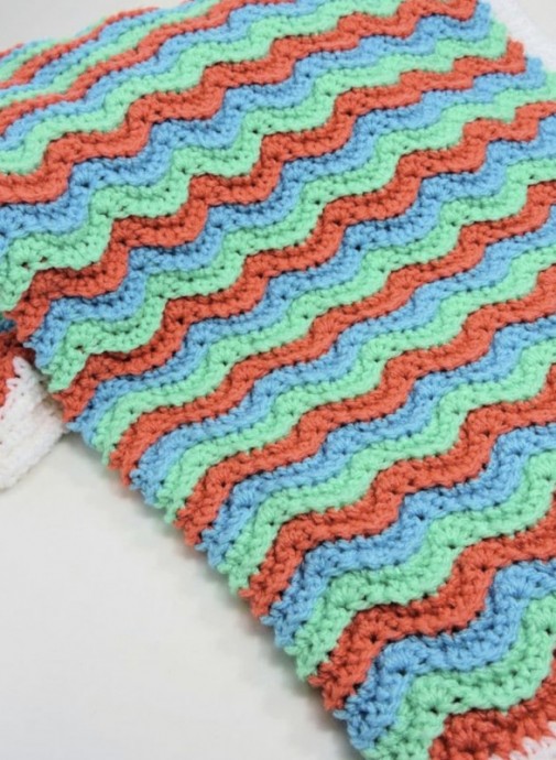 Wavy Hugs Baby Blanket