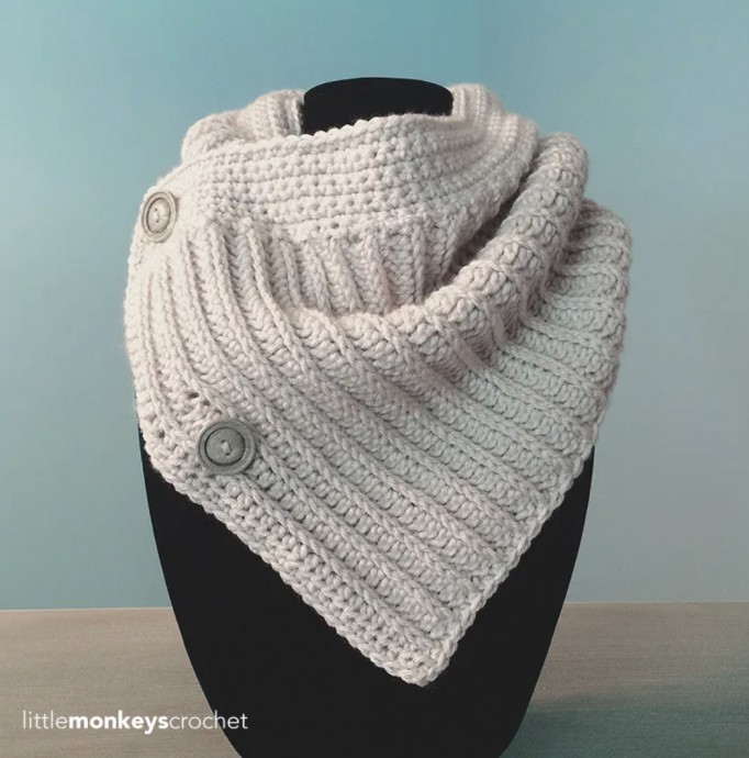 Beautiful Apple Crisp Cowl