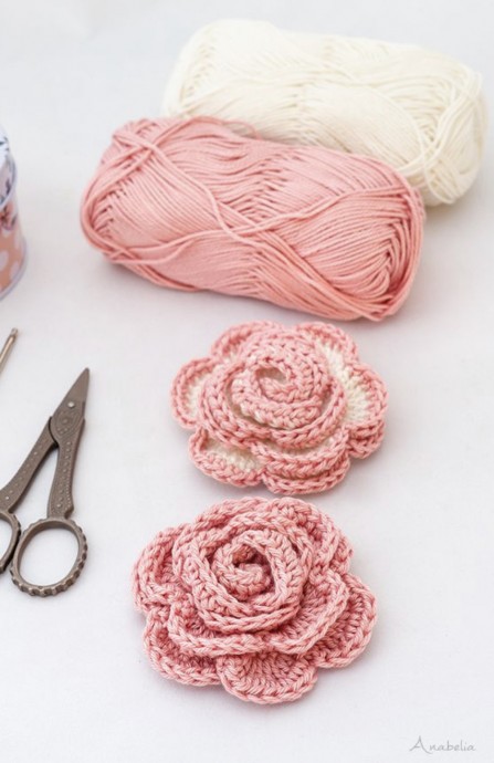 Crochet Rose Brooches