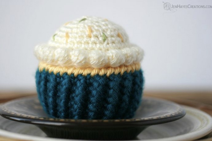 Classic Crochet Cupcake