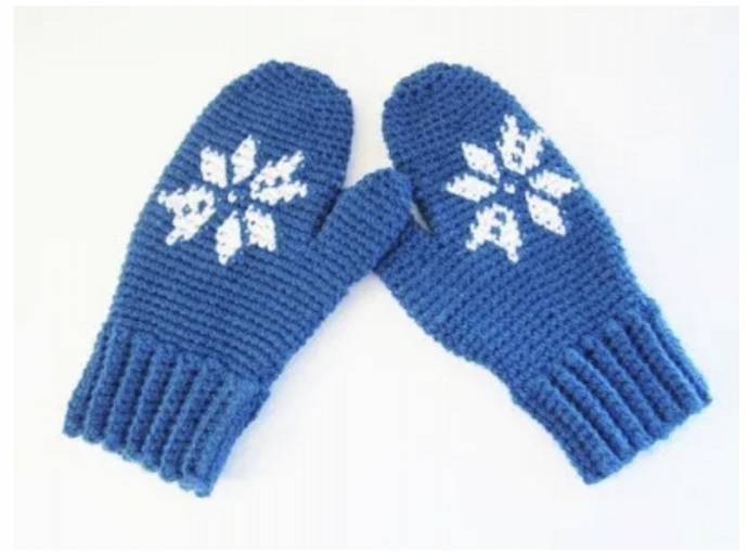 Cozy Snowflake Mittens