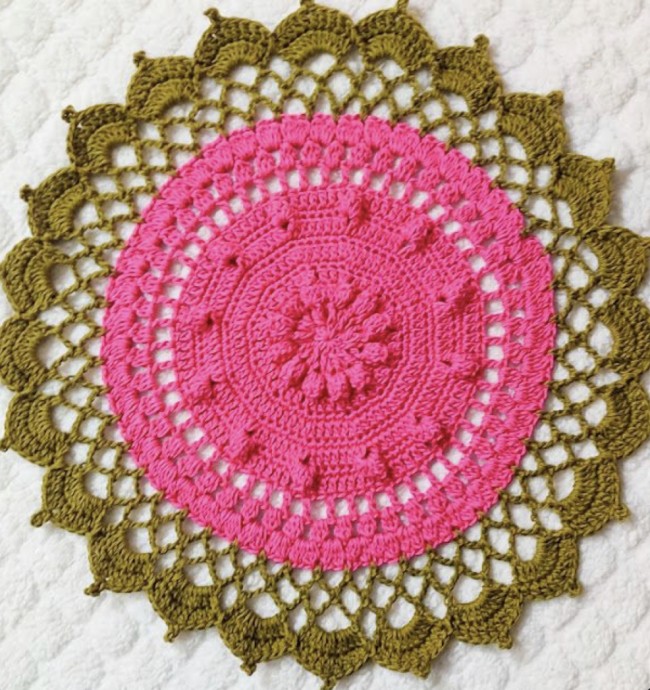 Easy Crochet Round Floral Doily Placemat