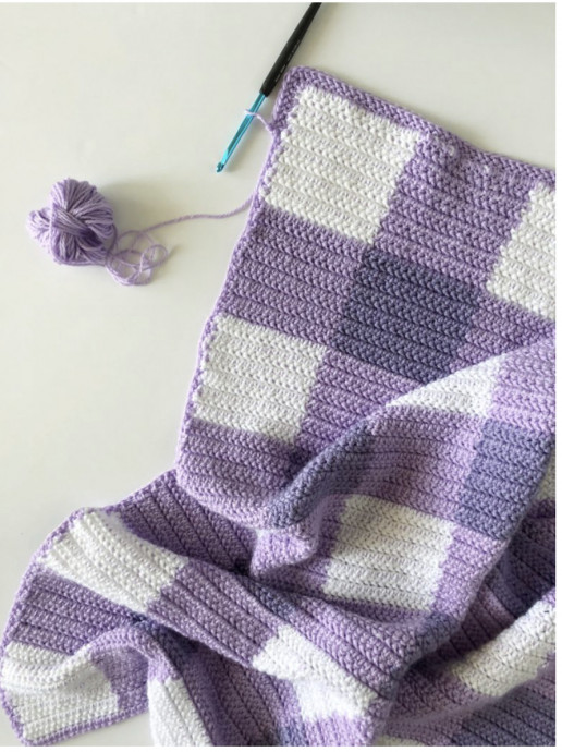Create a Stunning Shawl with Purple and Lilac Yarn: A Step-by-Step Crochet Tutorial Create a Stunning Shawl with Purple and Lilac Yarn: A Step-by-Step Crochet Tutorial