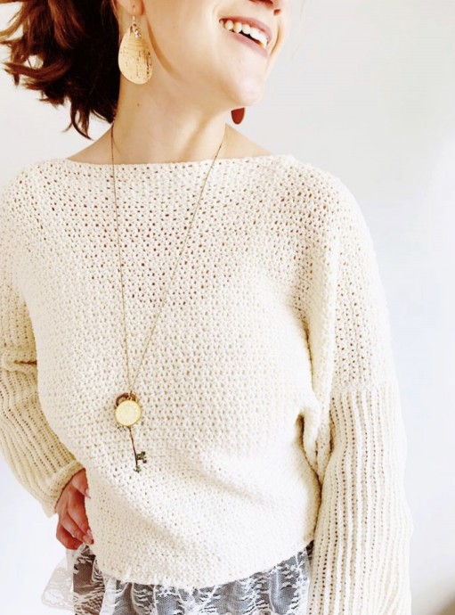 How to Create a Gorgeous Boxy Sweater with Lace Detailing: A DIY Guide