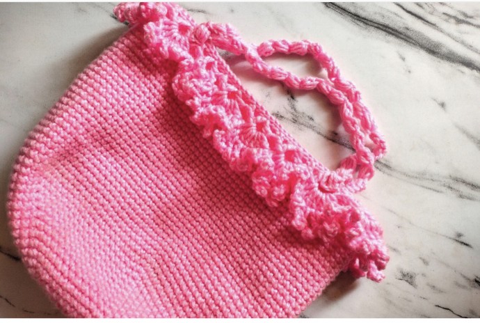 Create a Stylish Crochet Bag with Ruffle Trim for Any Occasion Create a Stylish Crochet Bag with Ruffle Trim for Any Occasion