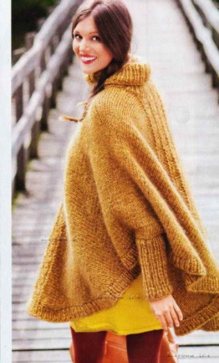 Knit Beige Poncho-Pullover