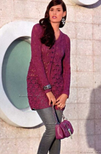 Step-by-Step Guide to Knitting a Berry Color Sweater with Cables and Fans Pattern Step-by-Step Guide to Knitting a Berry Color Sweater with Cables and Fans Pattern
