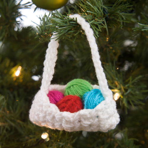​Christmas Basket with Balls Crochet Pattern