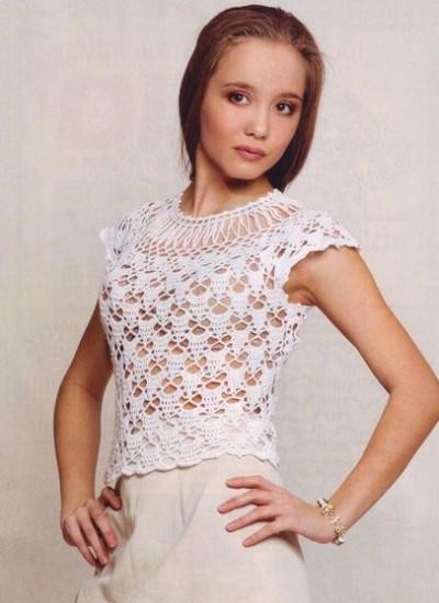 ​Crochet White Top