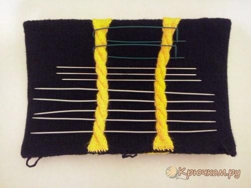 Comprehensive Guide to Crafting a Knitted Needle Case with the "Crown" Pattern Comprehensive Guide to Crafting a Knitted Needle Case with the "Crown" Pattern