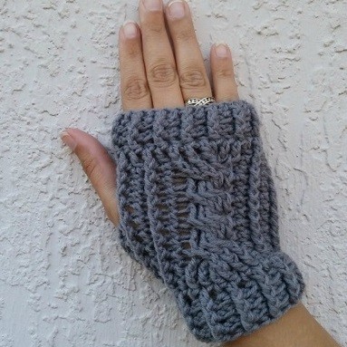 Helping our users. ​Long and Short Crochet Fingerless Gloves.